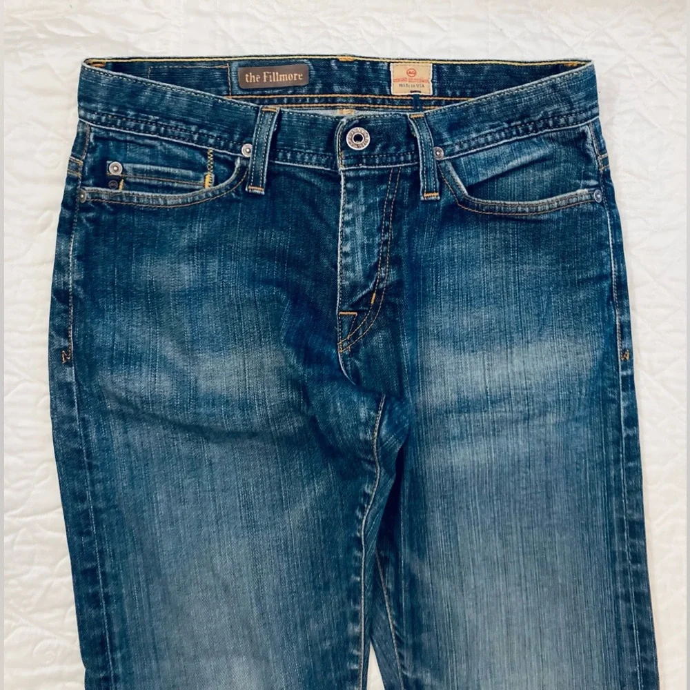 Great Condition Vintage Looking Jeans - Picture 2 of 11